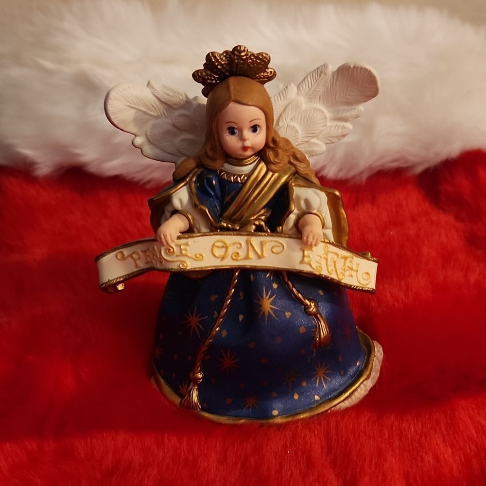 Hallmark 1999 Angel of the Nativity Madame Alexander Christmas Ornament - Picture 1 of 3